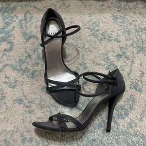Stuart Weitzman Gray Silver Metallic Strappy Sandal Heel - Womens Sz 7 - $435